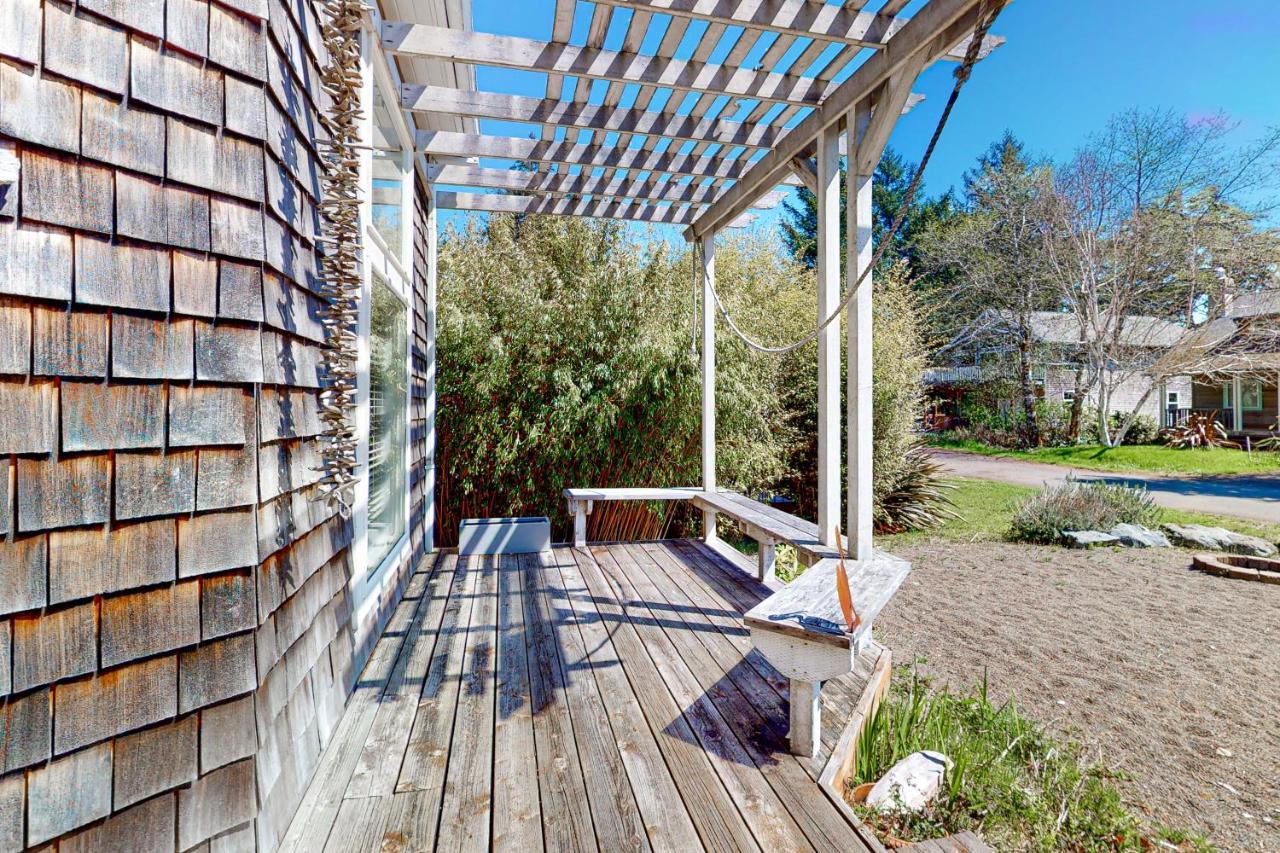Castaway Cabin Manzanita Extérieur photo